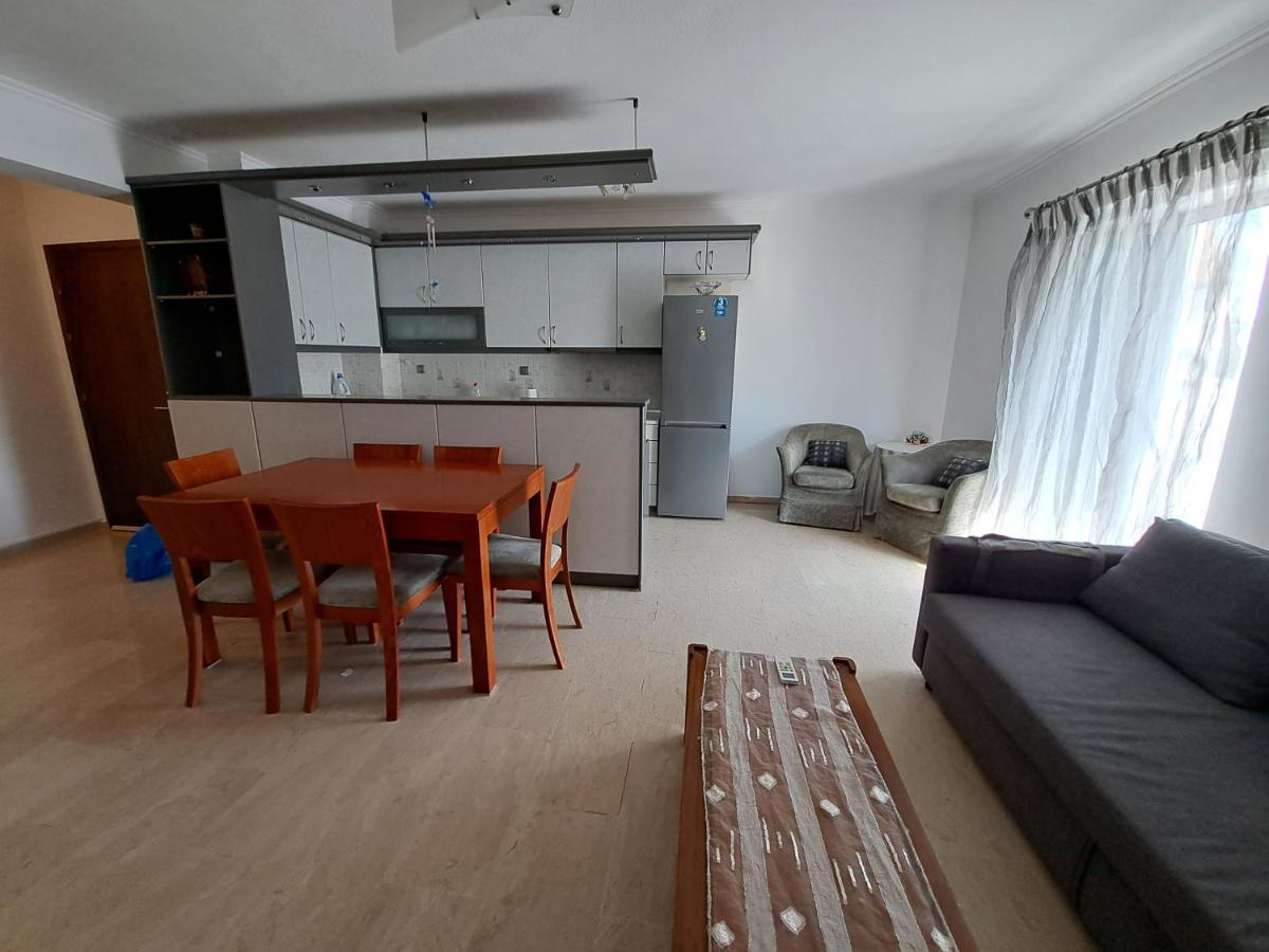 Ferienwohnung Argyri'S Peraia Exterior foto